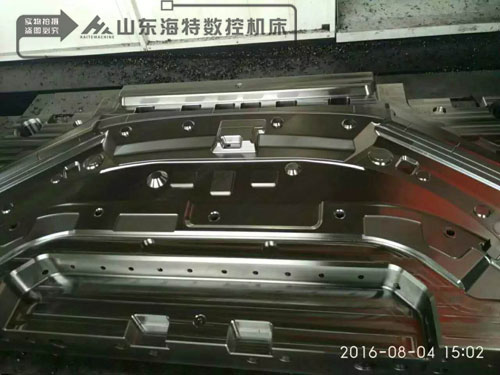 數(shù)控龍門(mén)銑床汽車(chē)模具客戶(hù)實(shí)拍